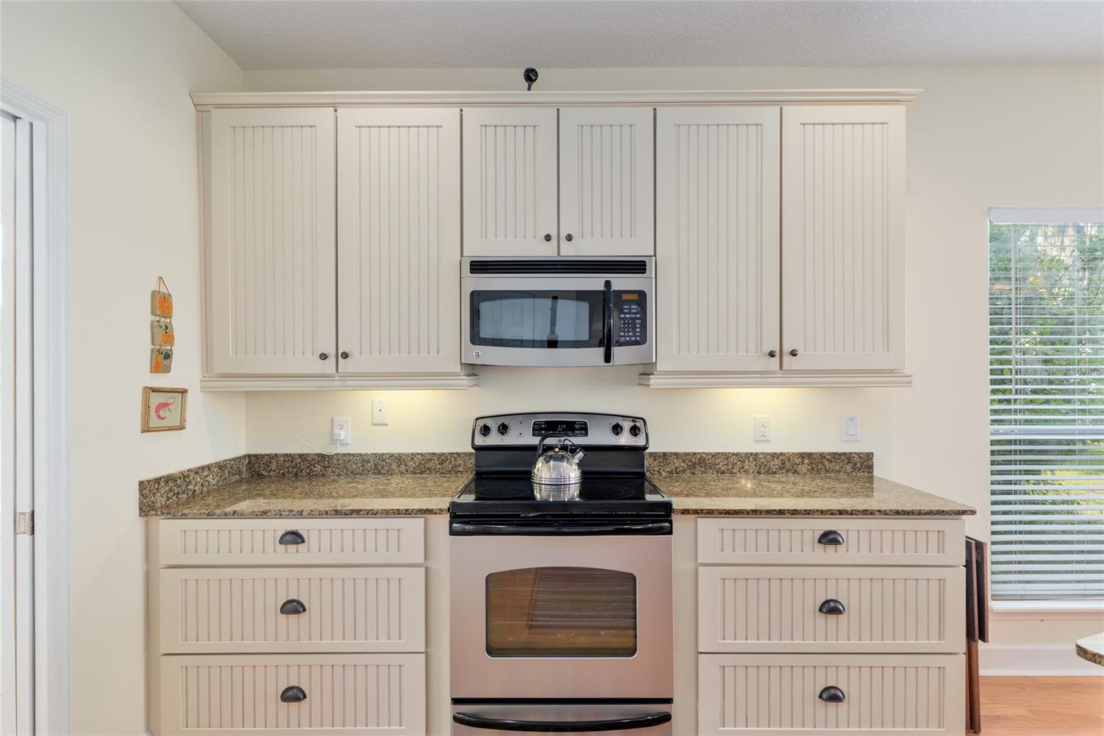 Image 24 of 100 For 2499 30th Street