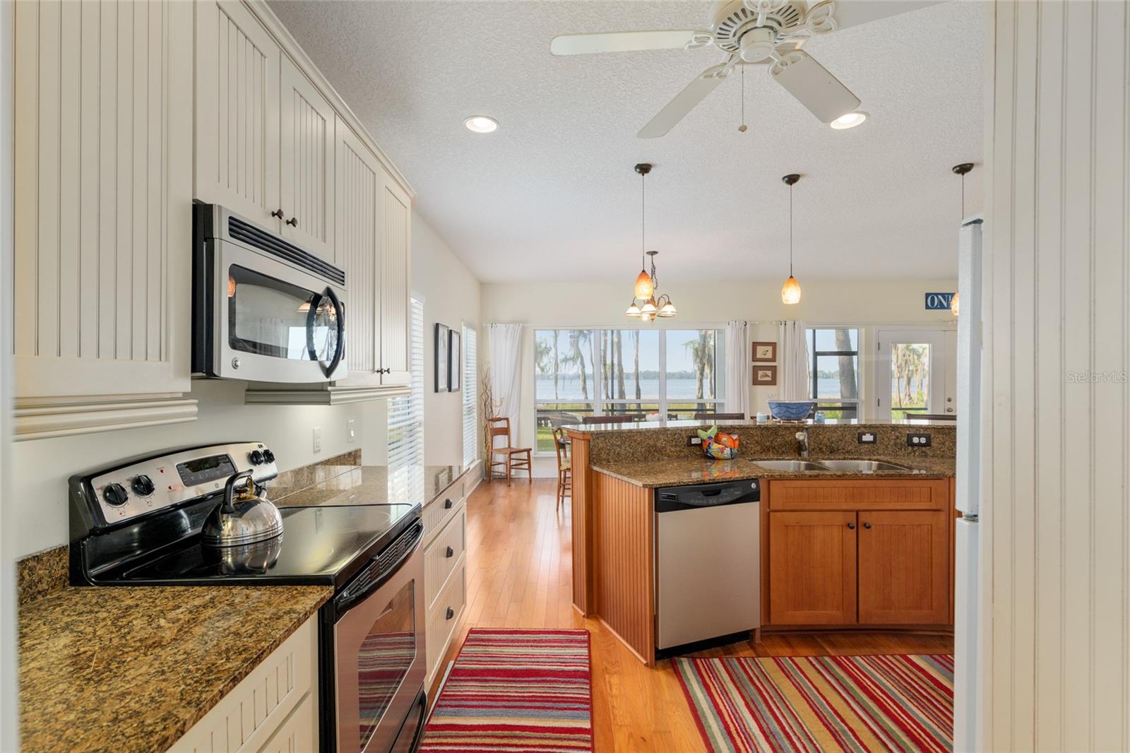 Image 26 of 100 For 2499 30th Street