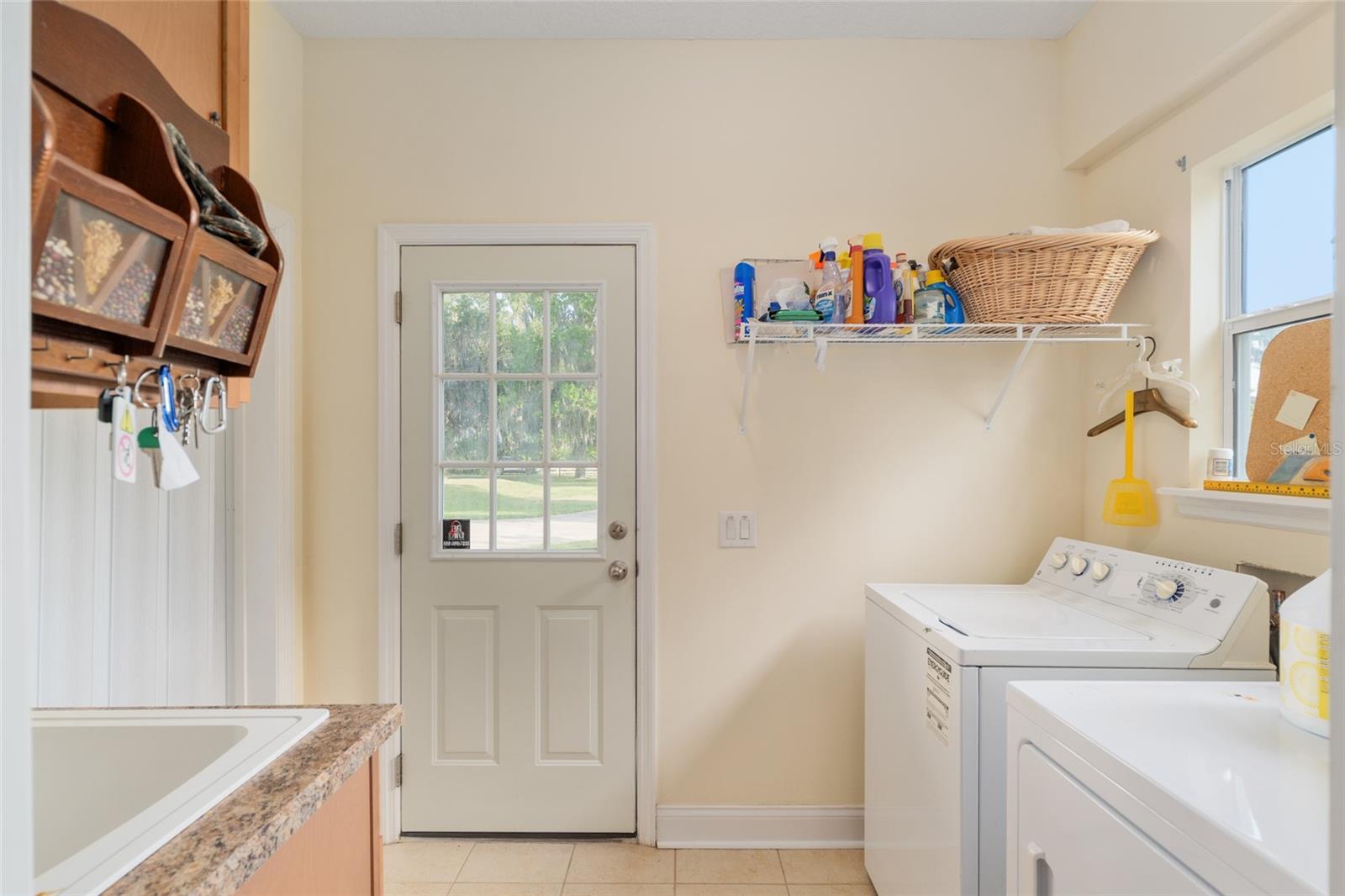 Image 28 of 100 For 2499 30th Street