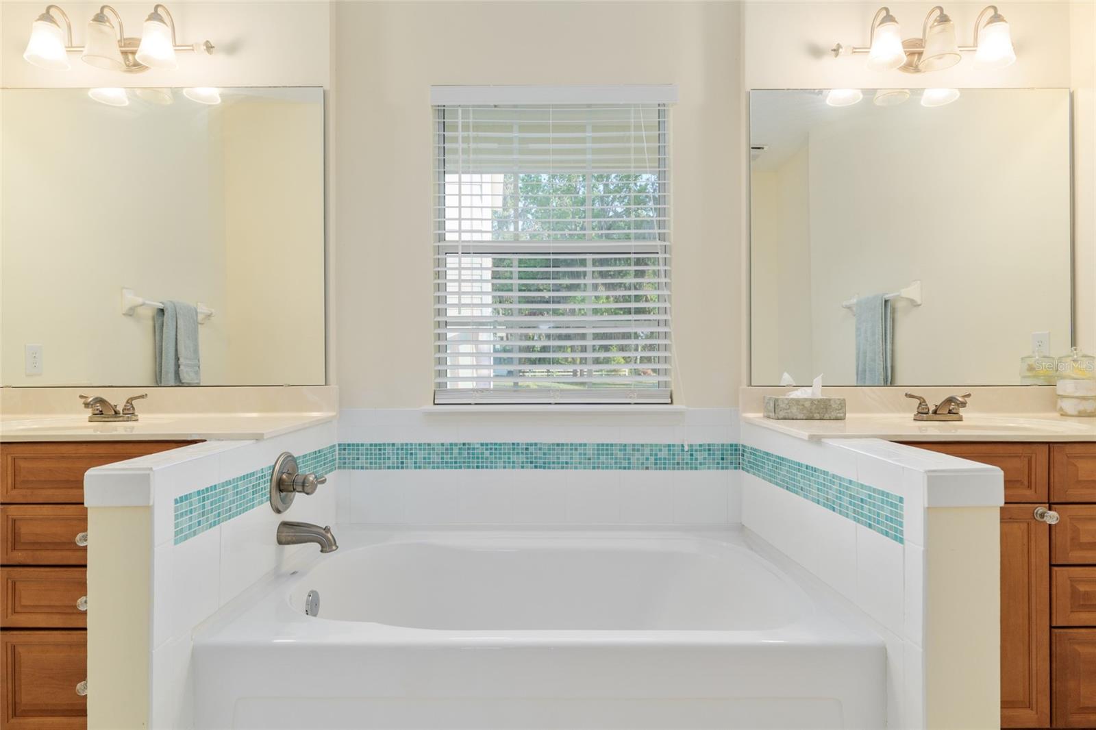 Image 38 of 100 For 2499 30th Street