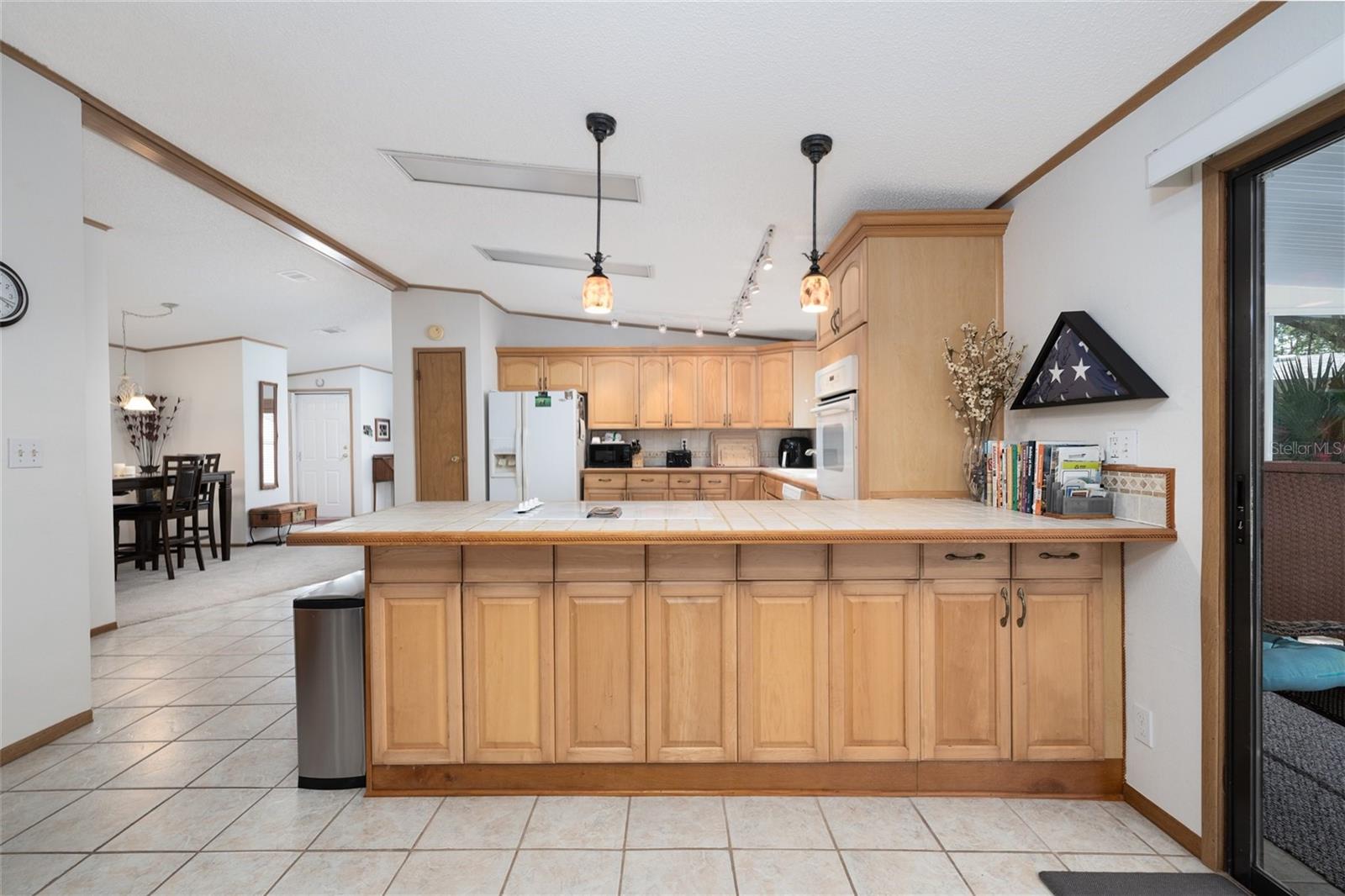 Image 14 of 64 For 412 Schooner Avenue