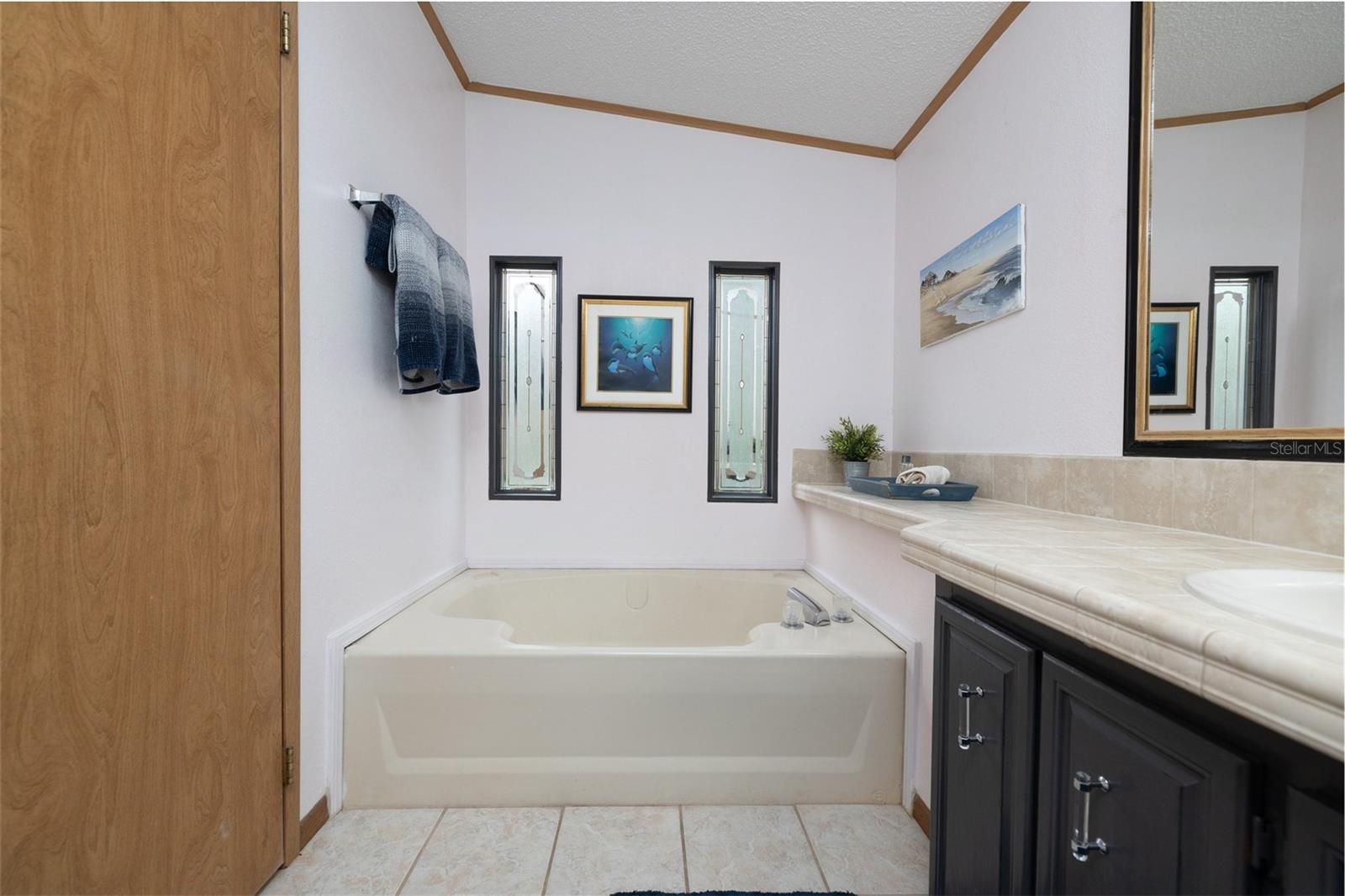 Image 22 of 64 For 412 Schooner Avenue