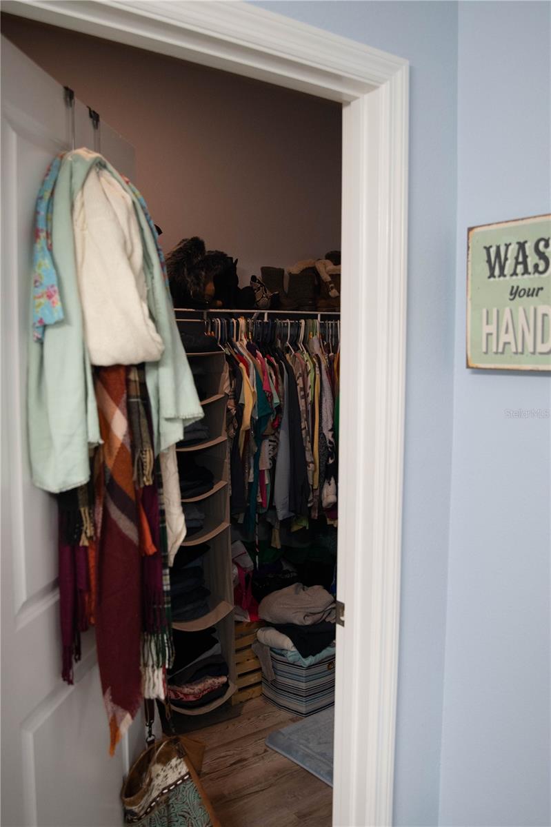 Image 12 of 26 For 3021 Blue Shores Way