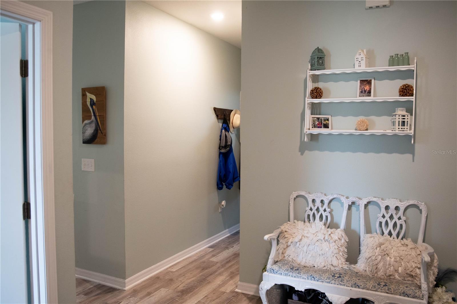 Image 19 of 26 For 3021 Blue Shores Way