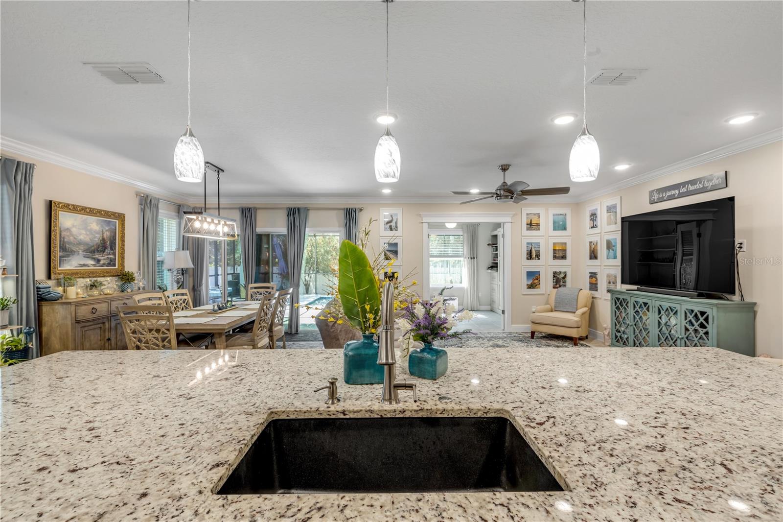 Image 15 of 42 For 2504 Lime Tree Drive