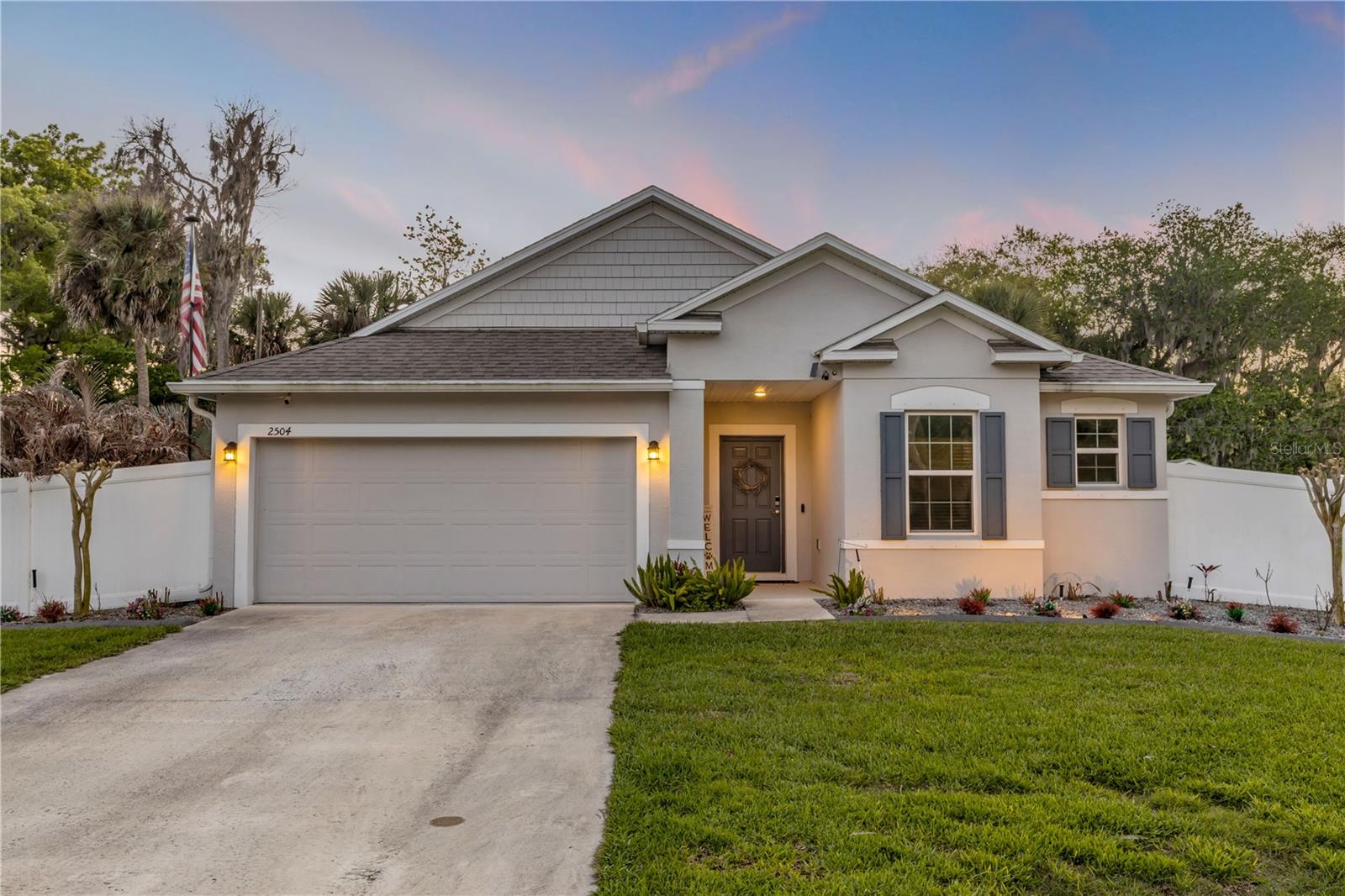 Image 4 of 42 For 2504 Lime Tree Drive