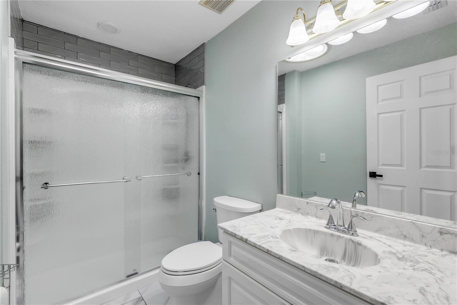 Image 14 of 42 For 2530 Tamarind Drive