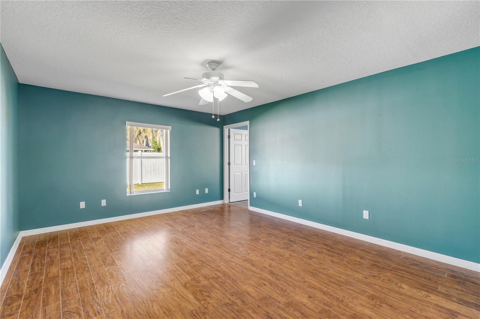 Image 21 of 42 For 2530 Tamarind Drive