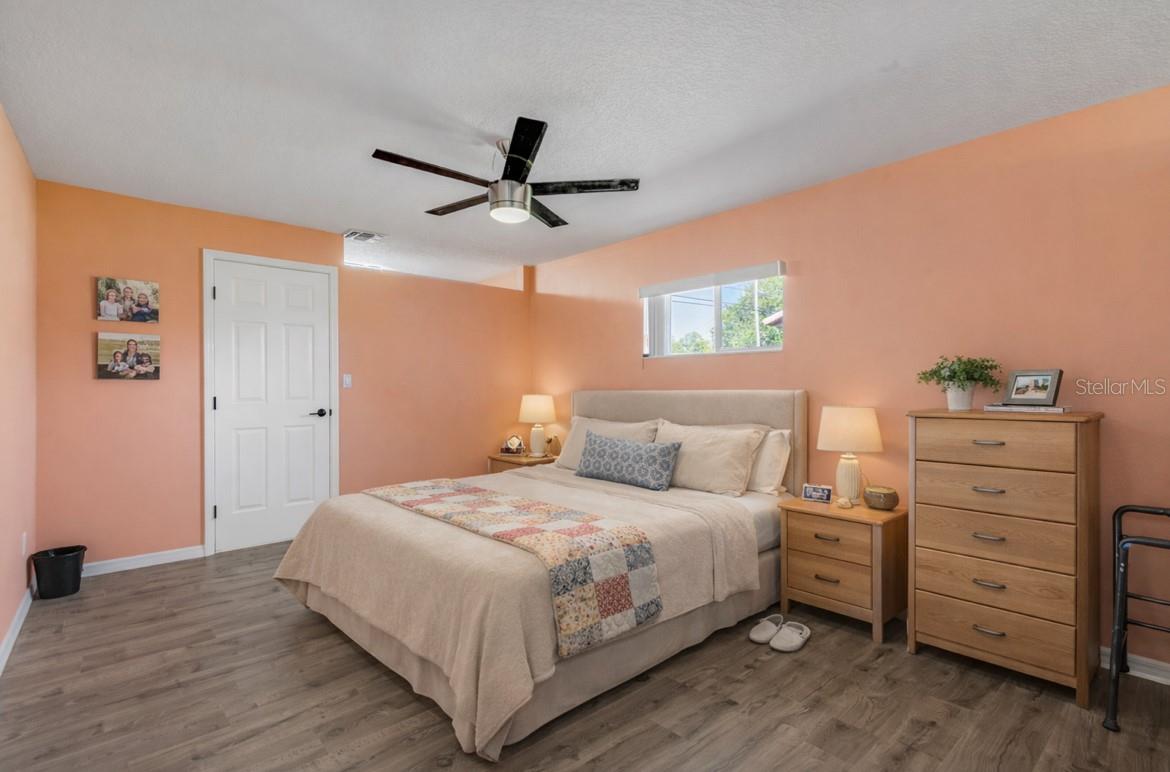 Image 31 of 42 For 2530 Tamarind Drive