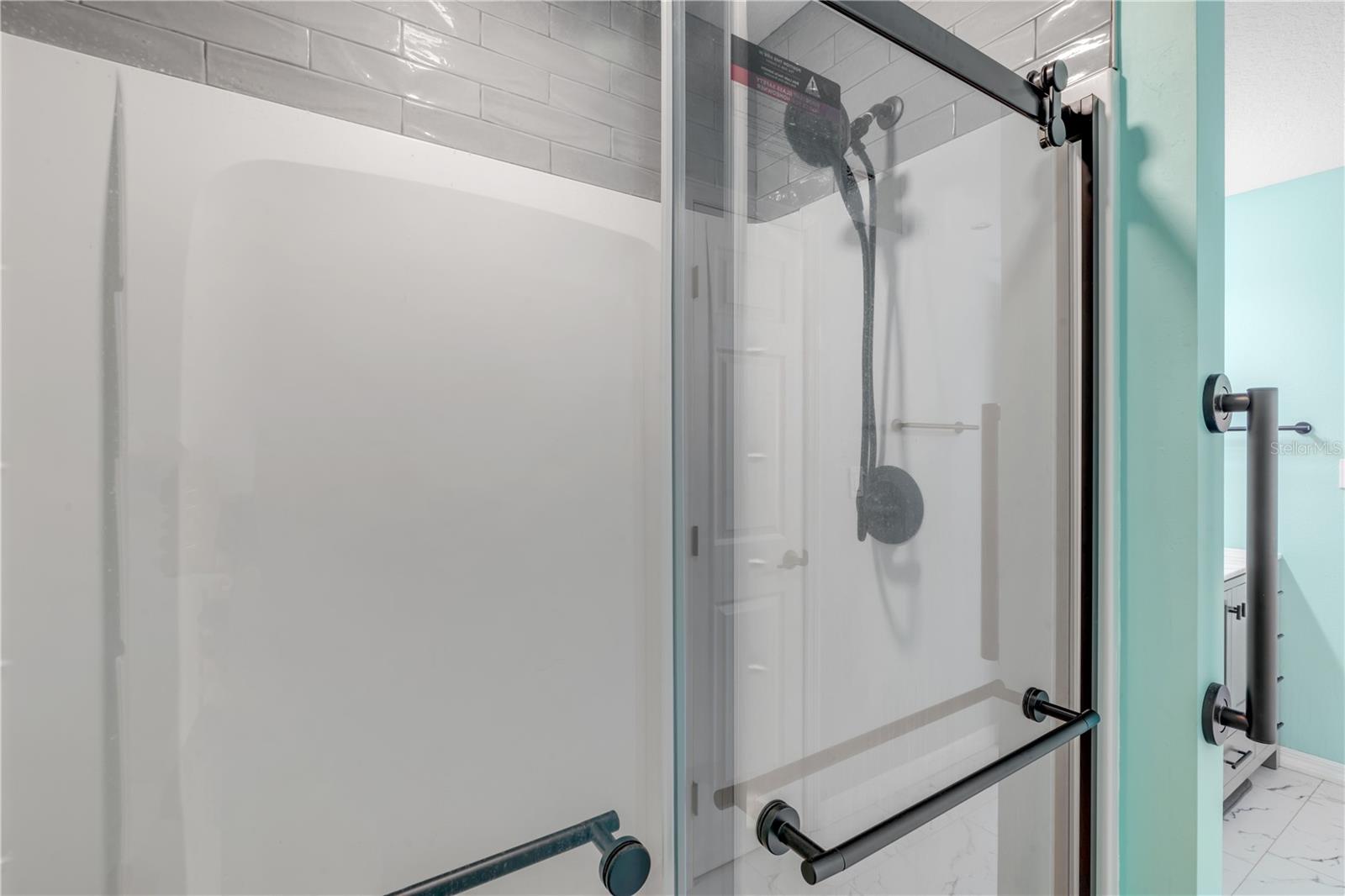 Image 34 of 42 For 2530 Tamarind Drive