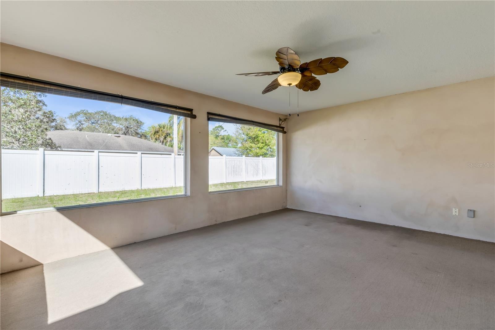 Image 37 of 42 For 2530 Tamarind Drive