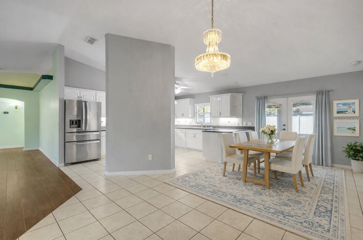 Image 8 of 42 For 2530 Tamarind Drive