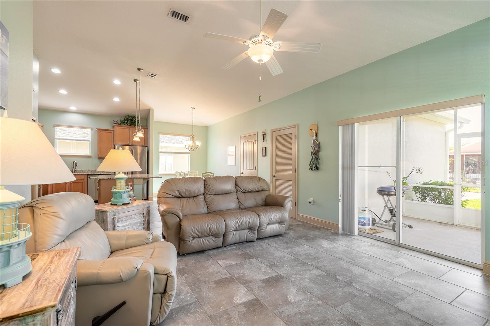 Image 16 of 52 For 3328 Tuscano Avenue