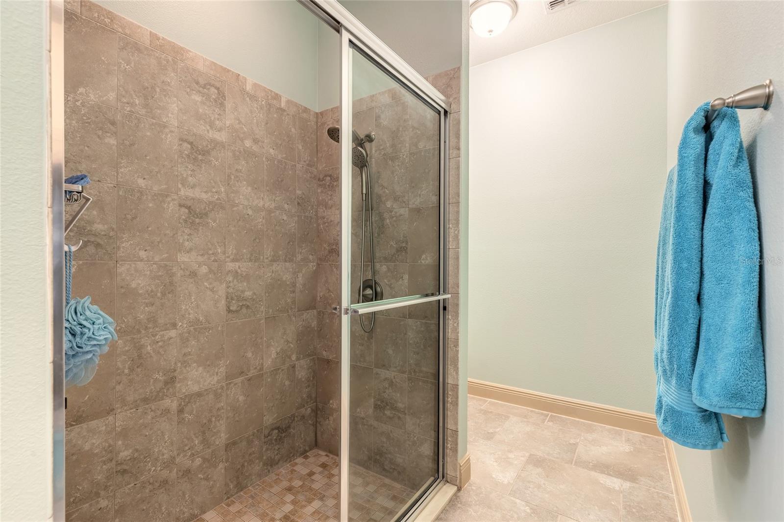 Image 27 of 52 For 3328 Tuscano Avenue