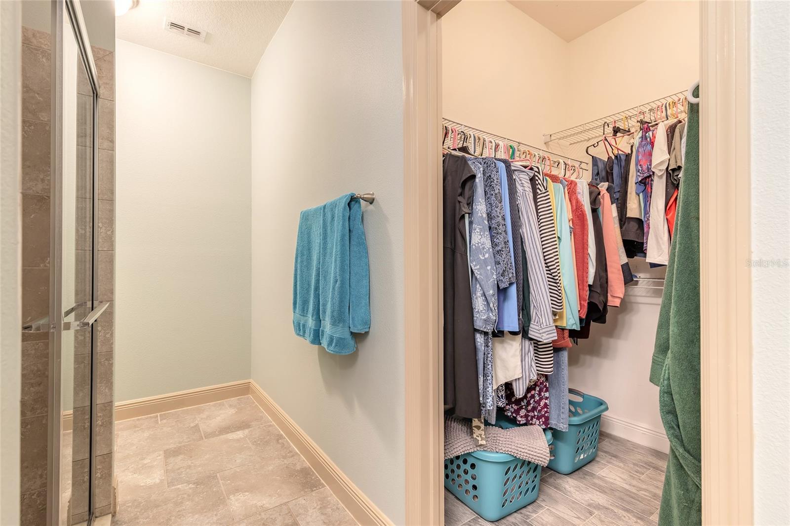 Image 29 of 52 For 3328 Tuscano Avenue