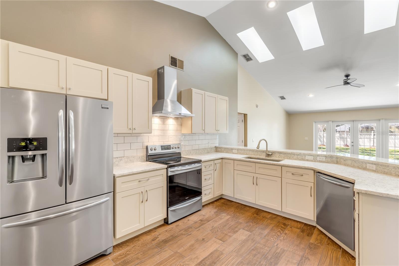 Image 18 of 67 For 3858 Kingston Oaks Cove