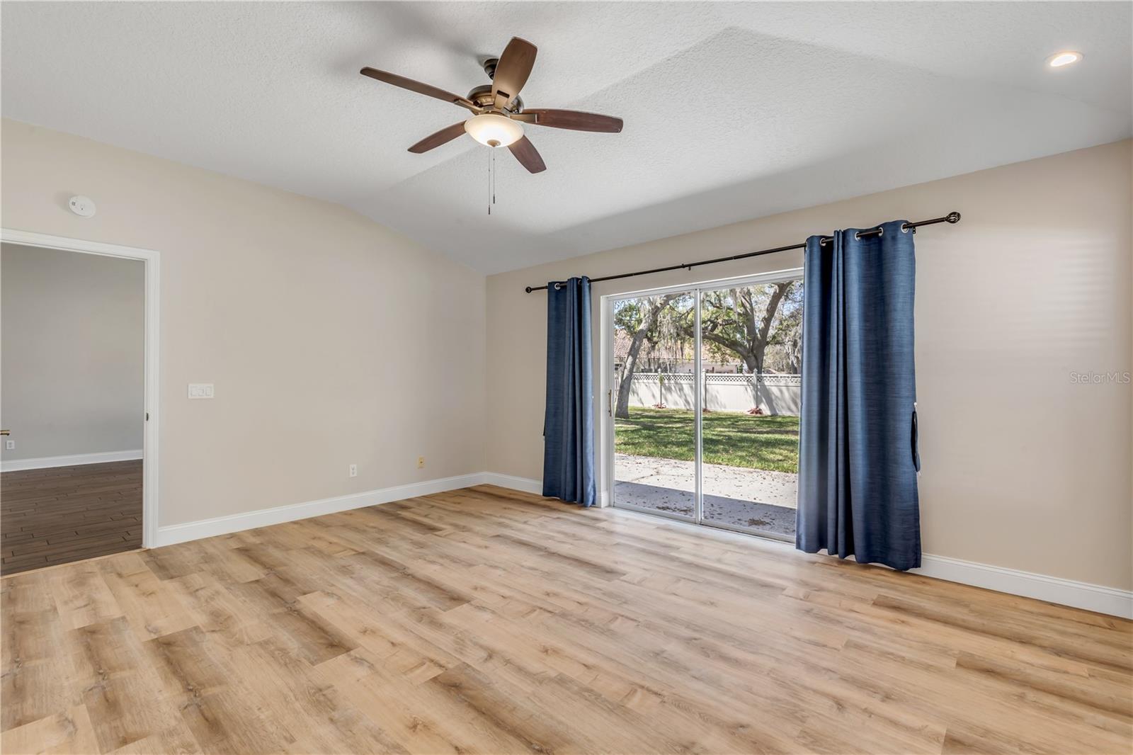 Image 32 of 67 For 3858 Kingston Oaks Cove