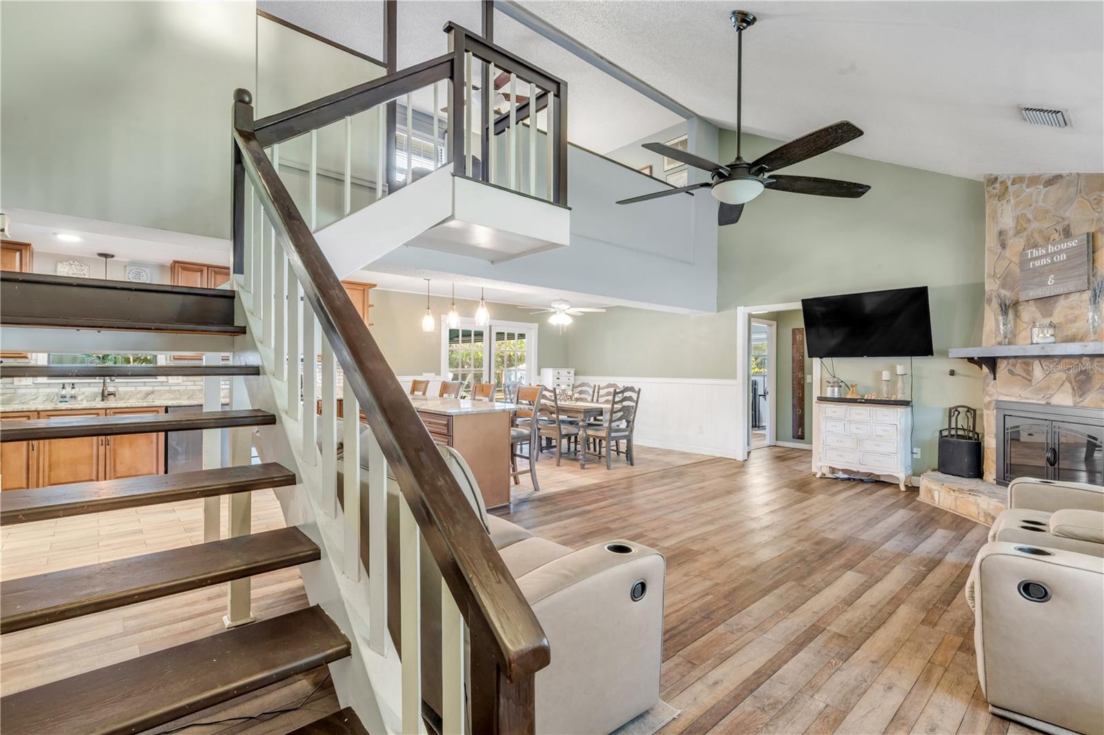 Image 10 of 67 For 281 Galbraith Avenue