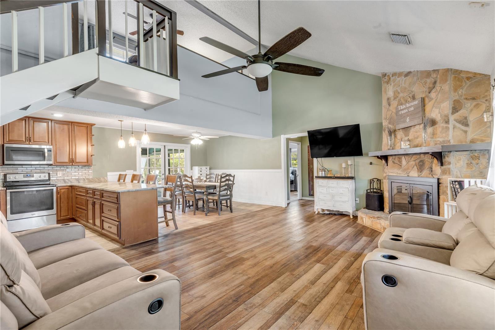 Image 12 of 67 For 281 Galbraith Avenue