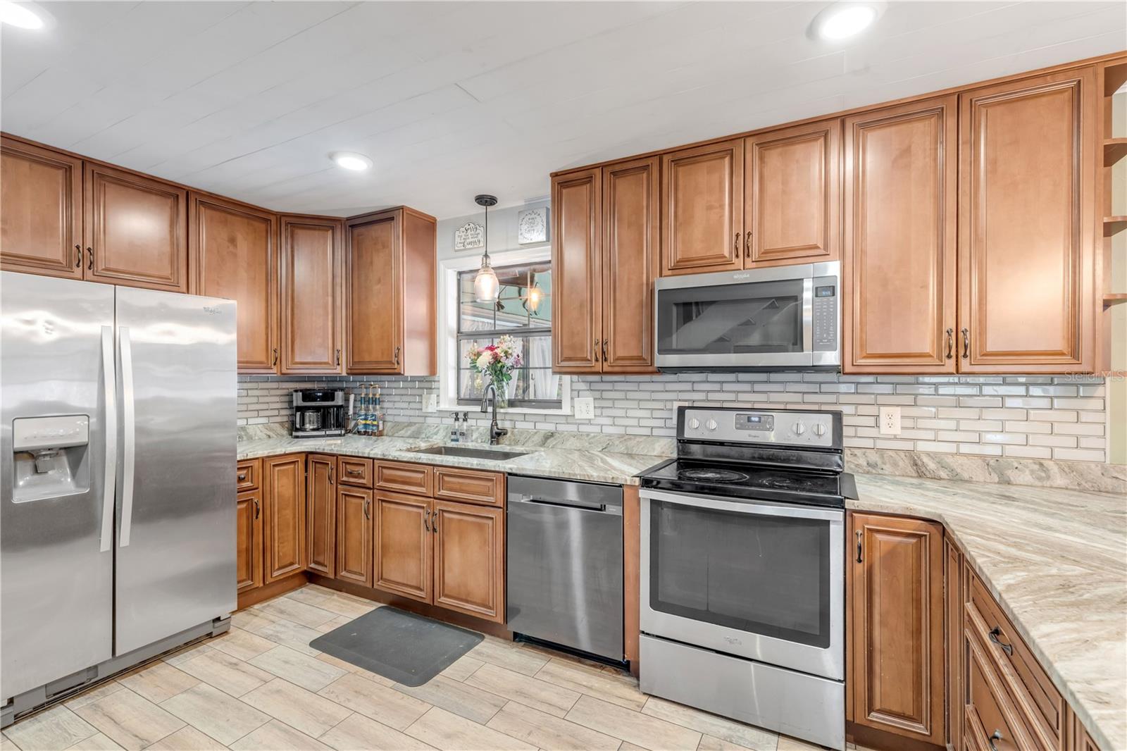 Image 15 of 67 For 281 Galbraith Avenue