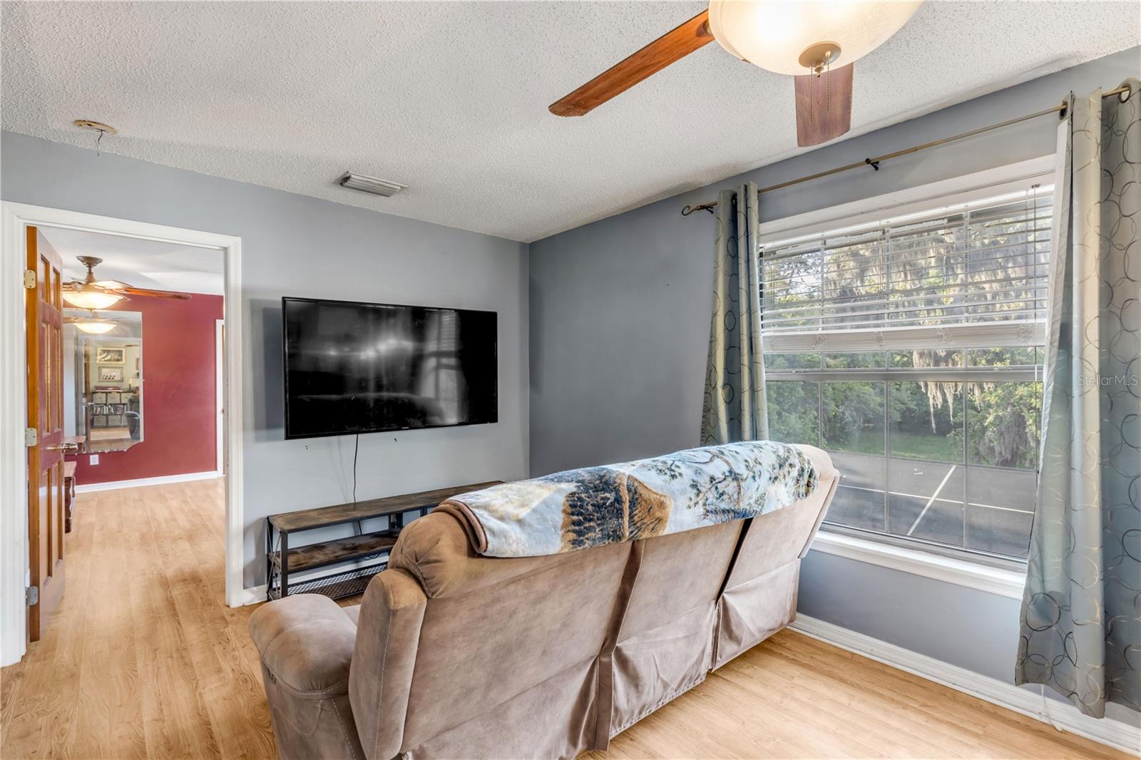 Image 30 of 67 For 281 Galbraith Avenue