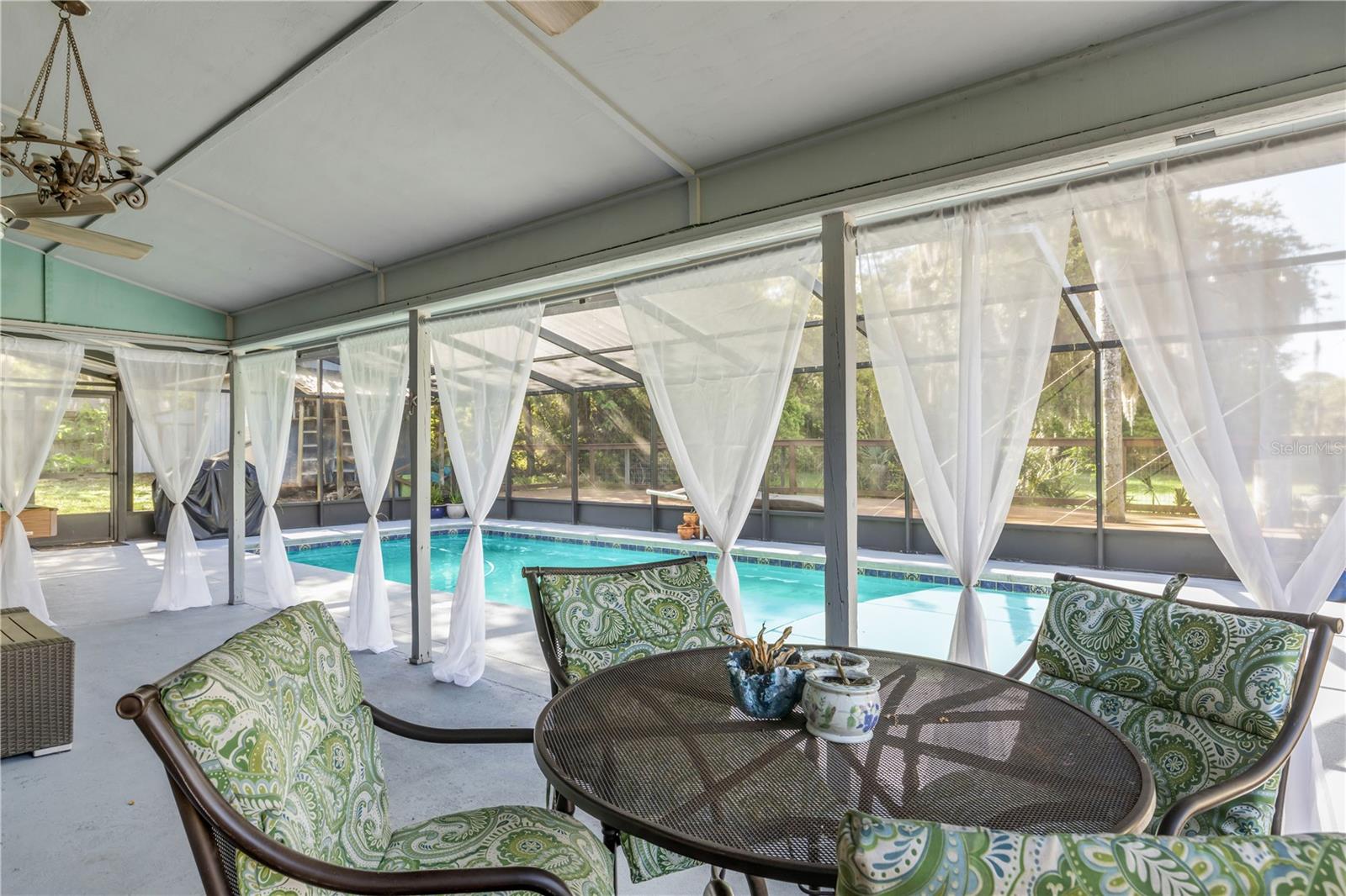 Image 41 of 67 For 281 Galbraith Avenue