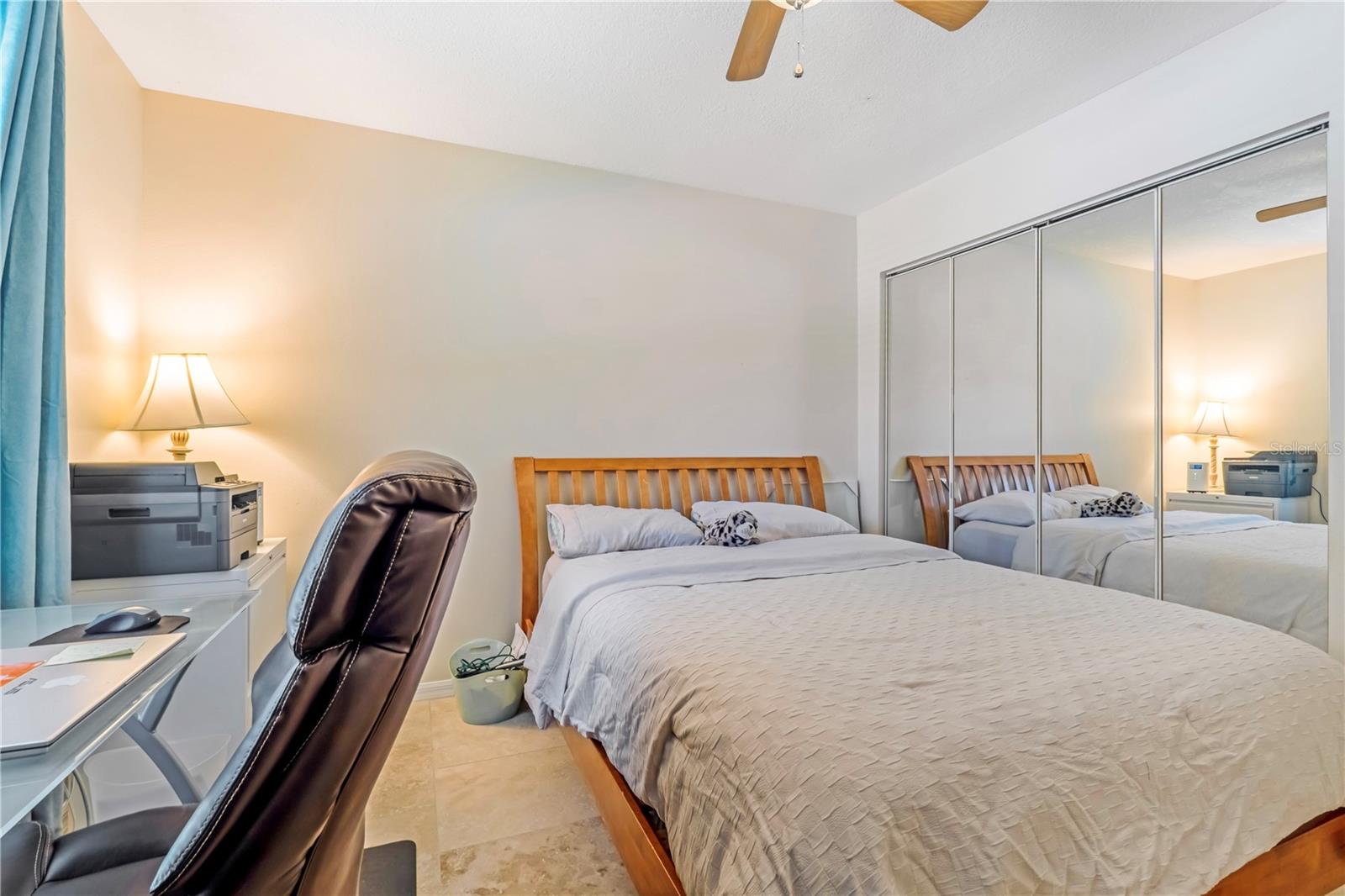 Image 17 of 23 For 710 River Oaks Circle