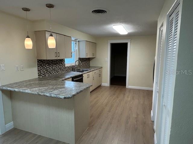 Image 6 of 17 For 795 Biro Drive