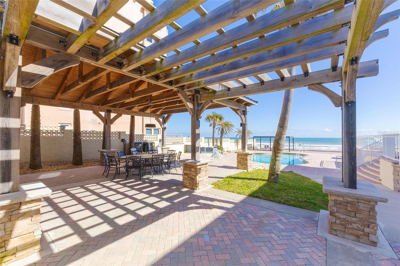 Image 33 of 91 For 3837-3839 Atlantic Avenue