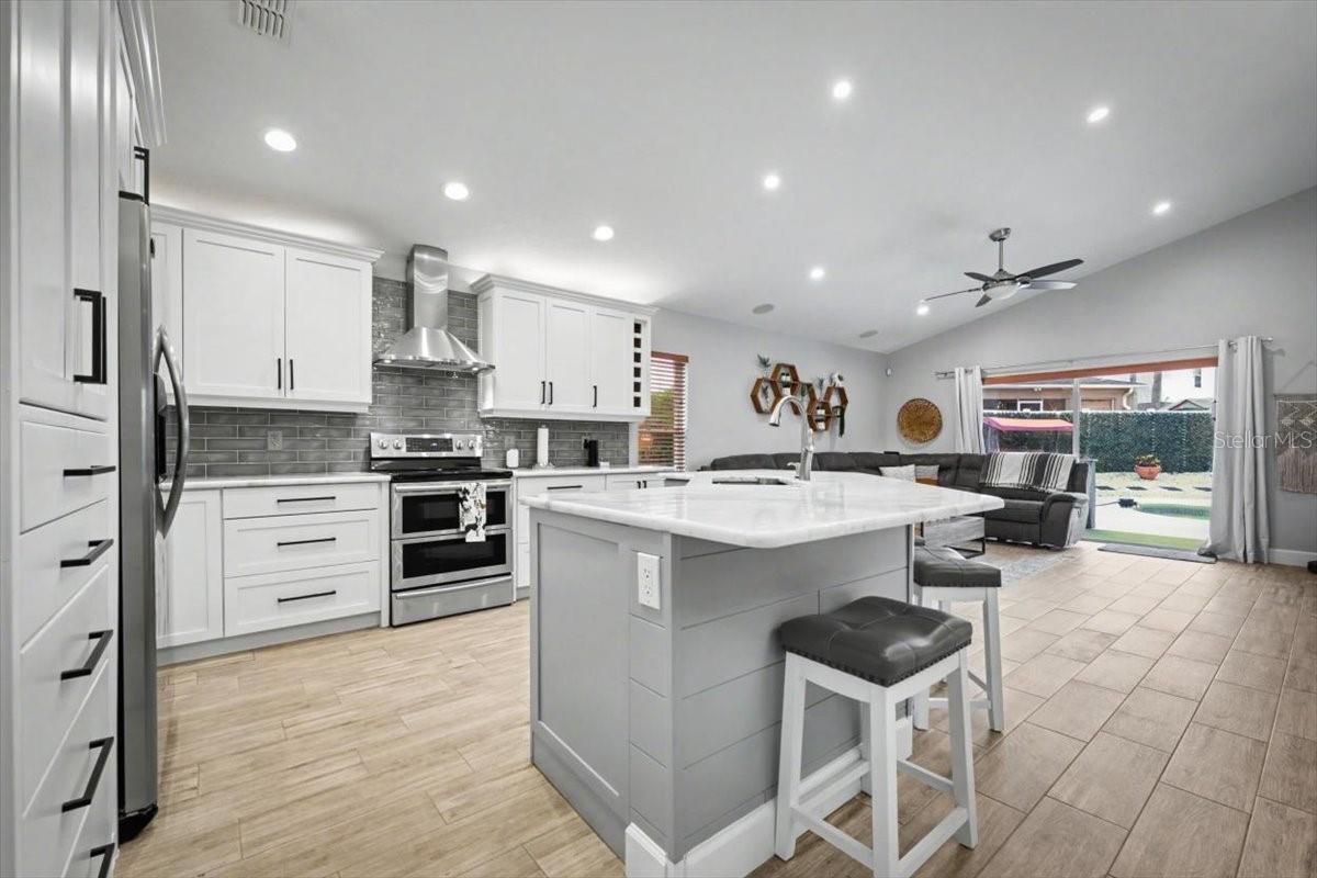 Image 12 of 52 For 813 Grand Hughey Court