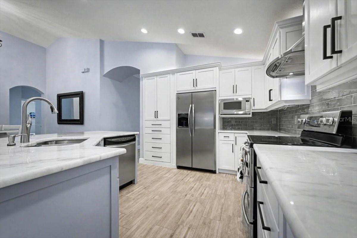 Image 14 of 52 For 813 Grand Hughey Court