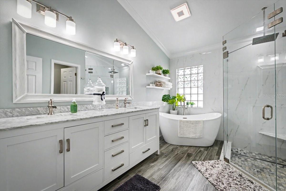 Image 20 of 52 For 813 Grand Hughey Court