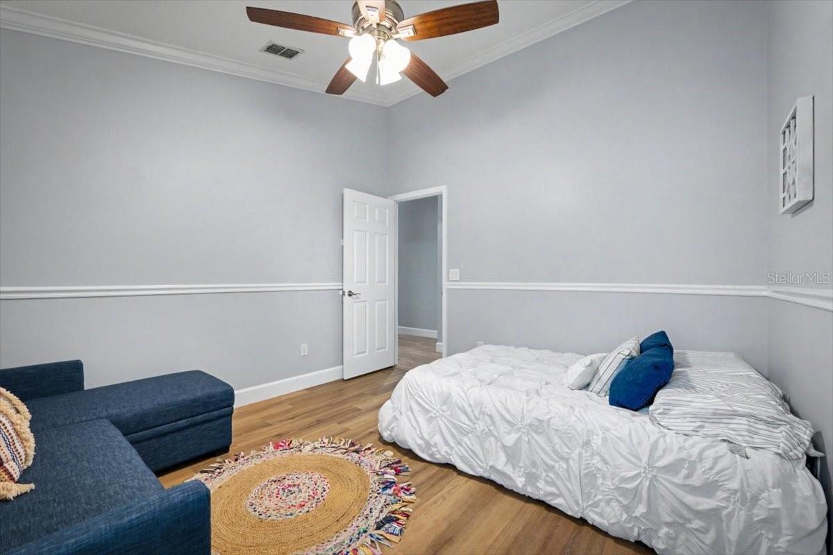 Image 24 of 52 For 813 Grand Hughey Court