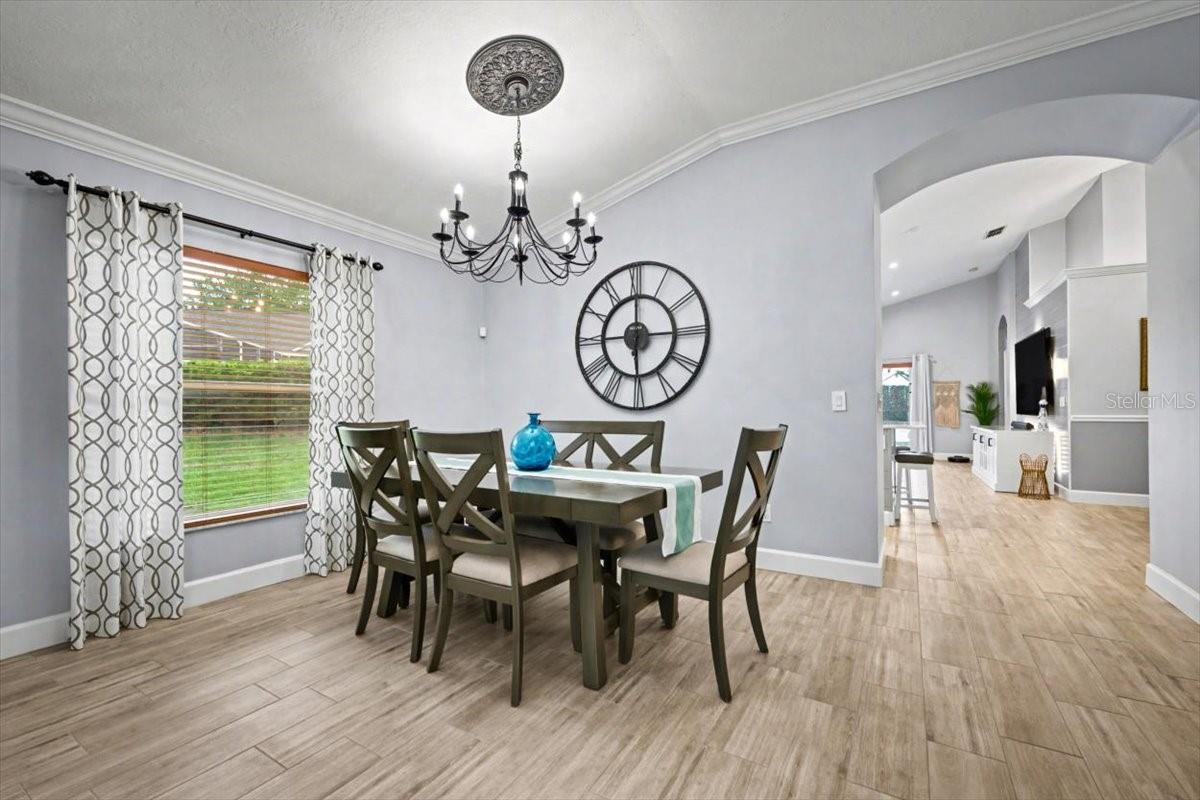 Image 32 of 52 For 813 Grand Hughey Court