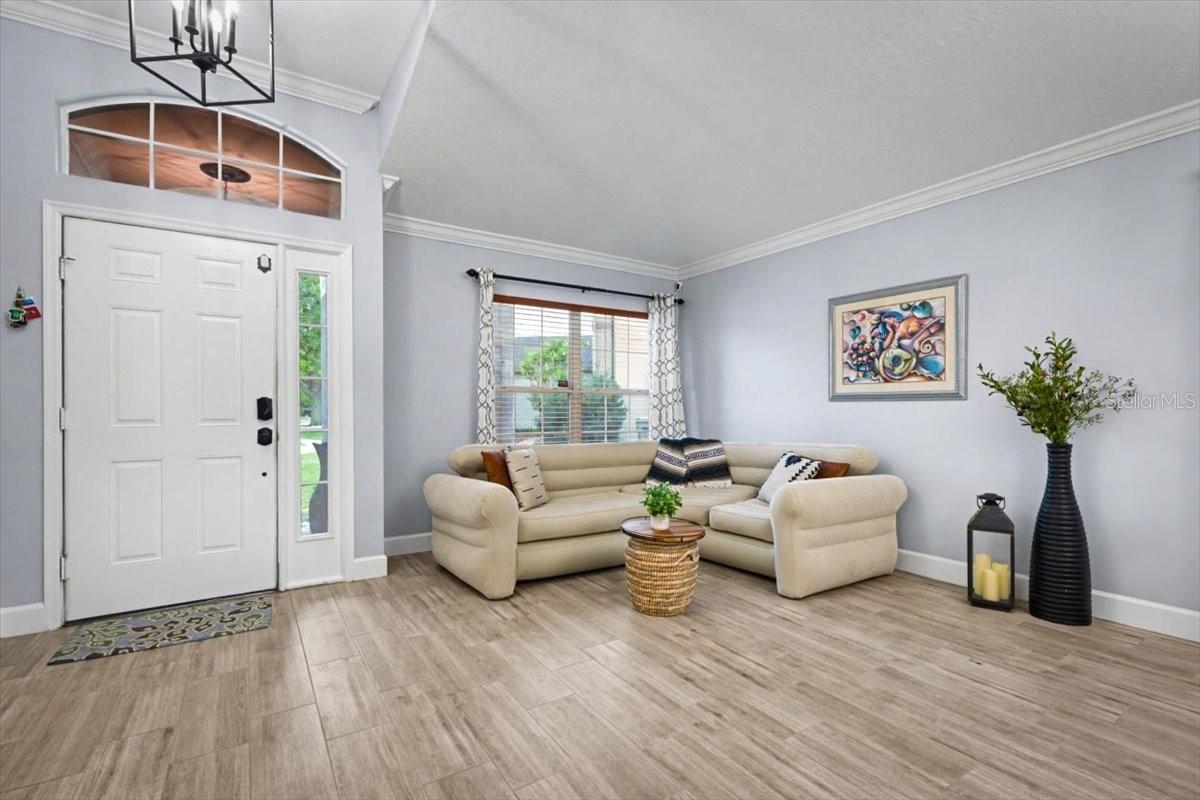 Image 34 of 52 For 813 Grand Hughey Court