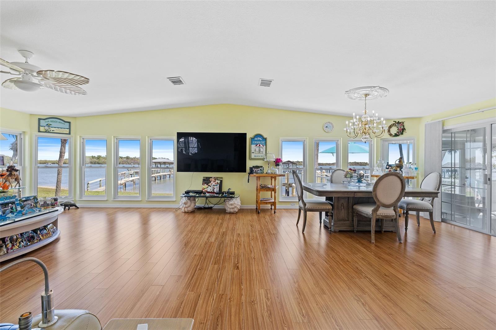 Image 14 of 44 For 349 Marsh Landing Loop