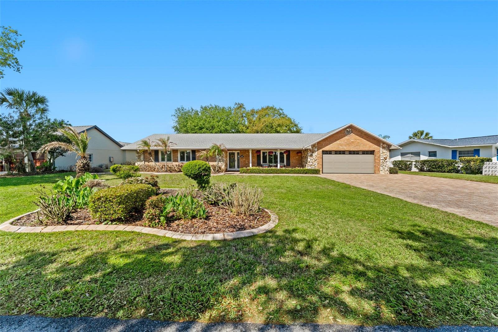 Image 2 of 51 For 228 Quay Assisi