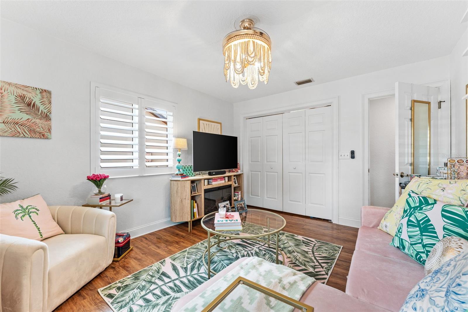 Image 22 of 51 For 228 Quay Assisi