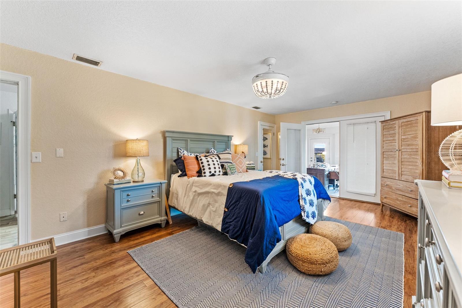 Image 25 of 51 For 228 Quay Assisi