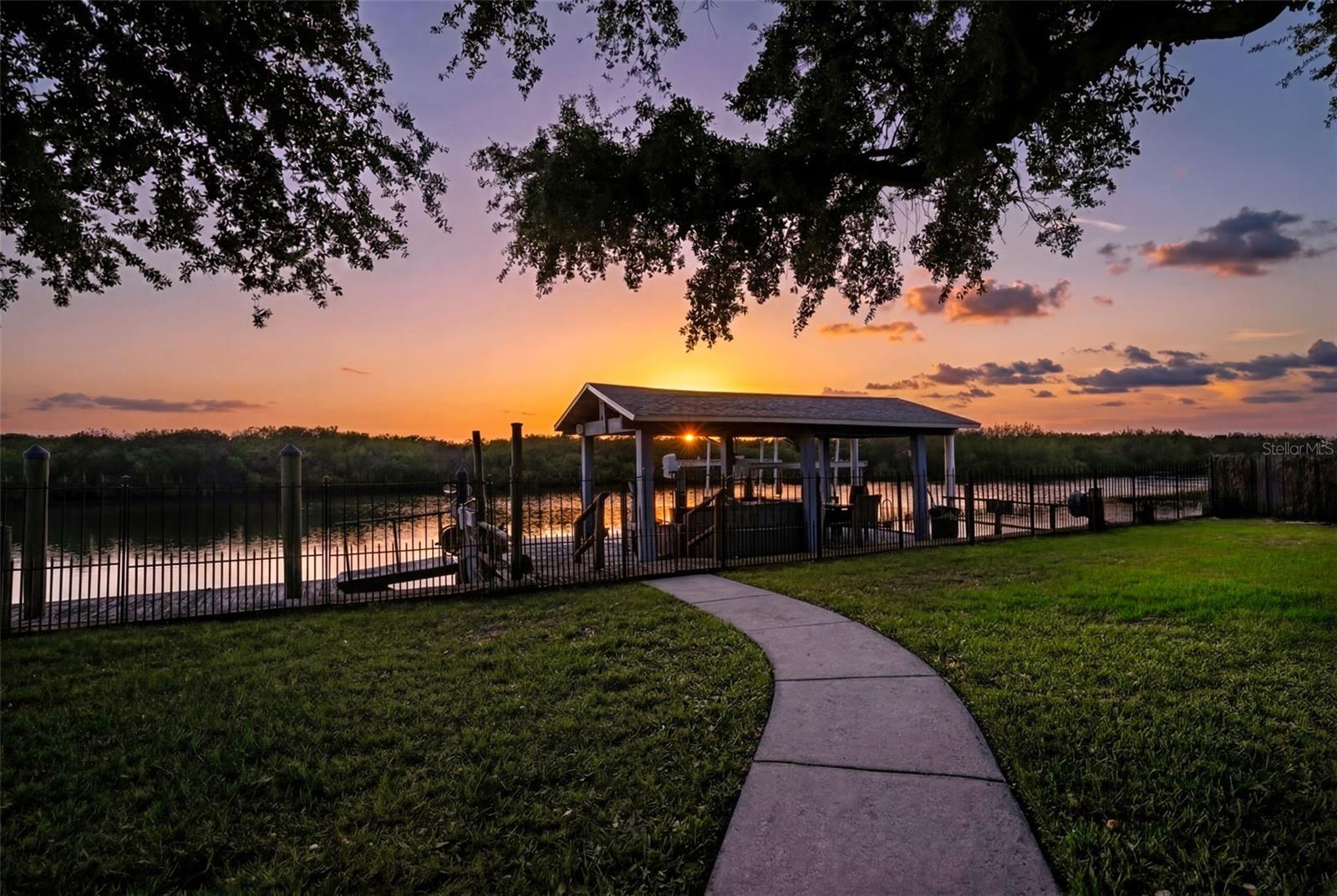 Image 40 of 51 For 228 Quay Assisi