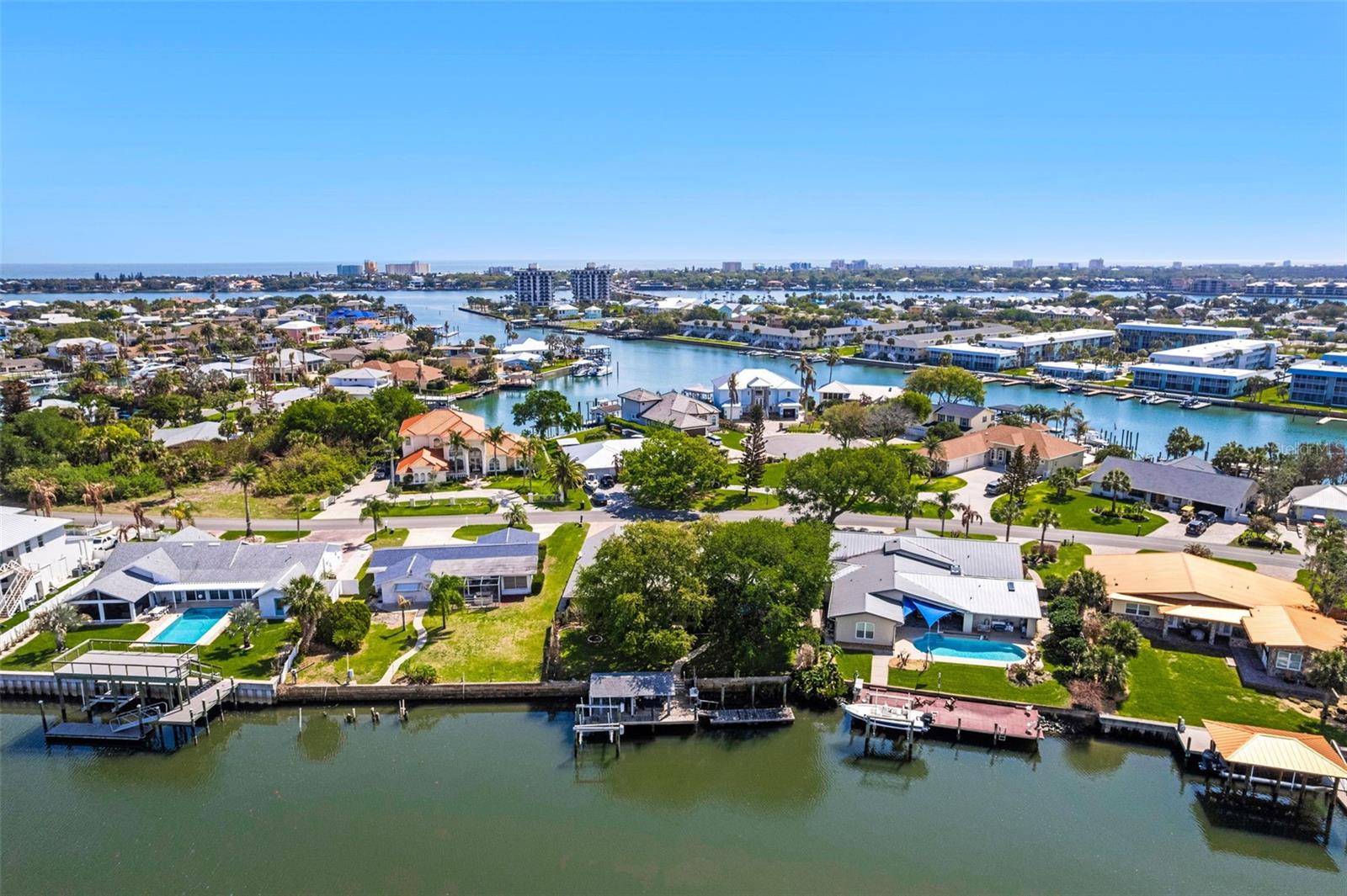 Image 47 of 51 For 228 Quay Assisi