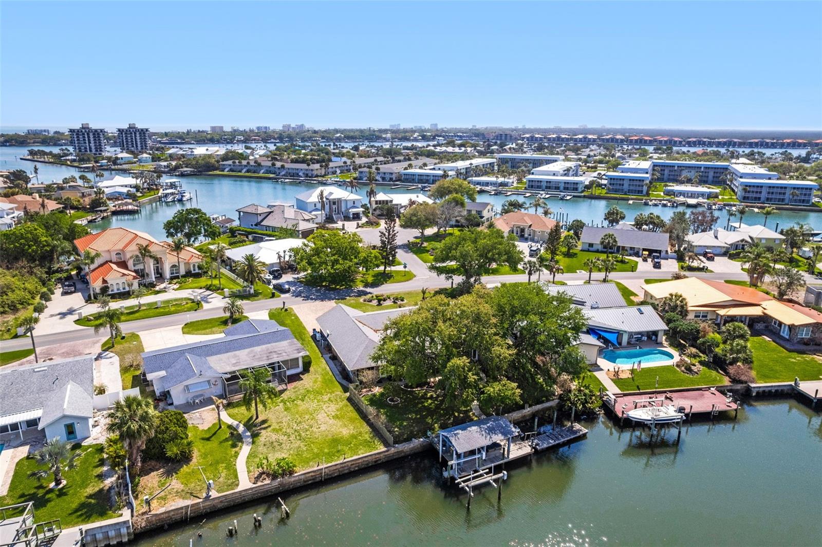 Image 48 of 51 For 228 Quay Assisi