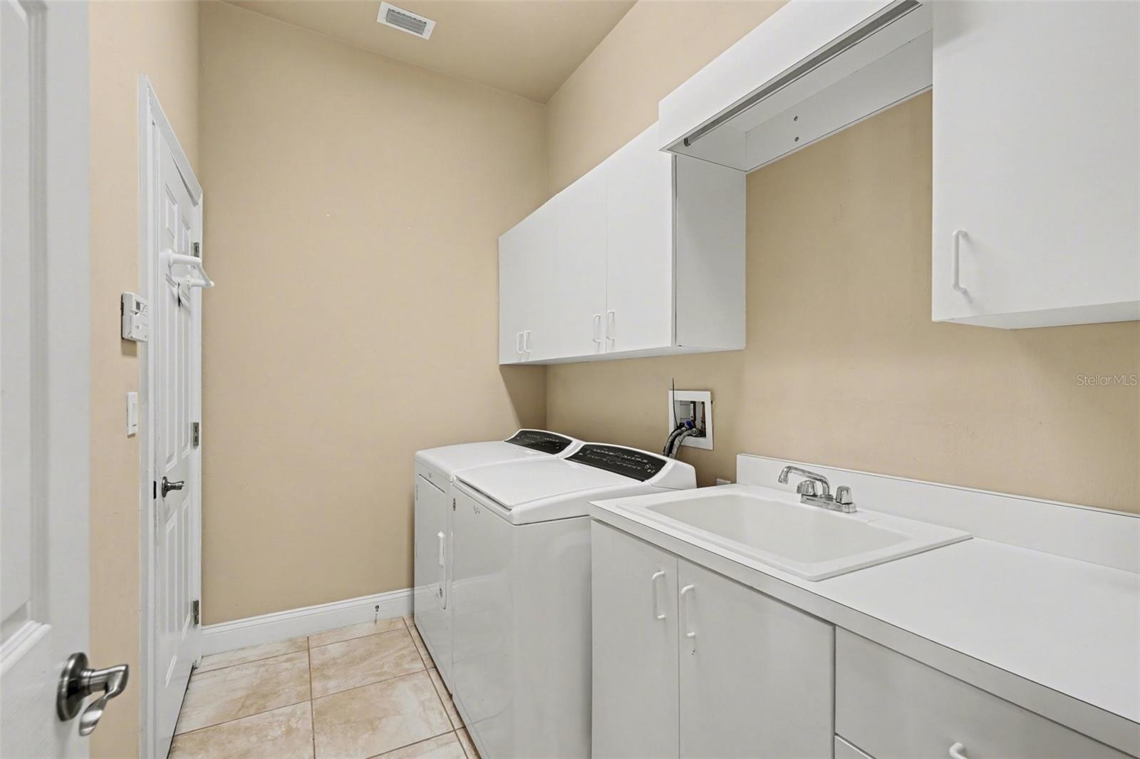 Image 30 of 45 For 3114 Spruce Creek Boulevard