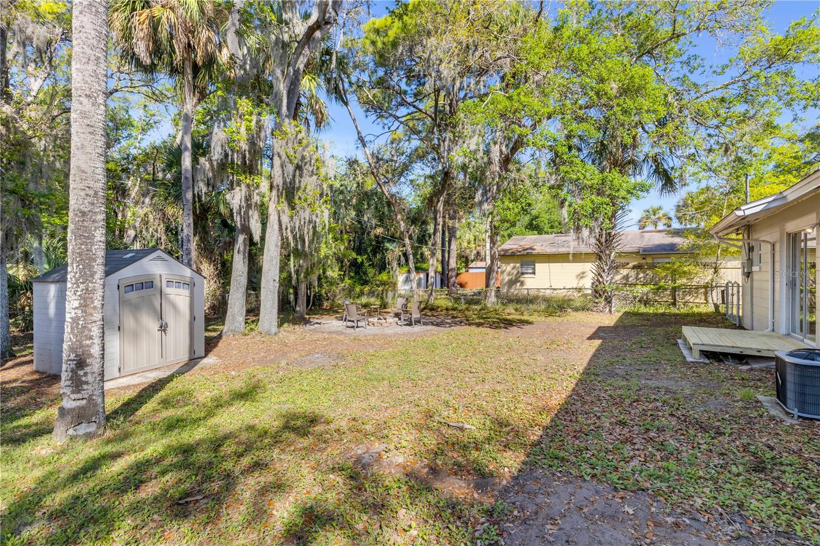 Image 34 of 39 For 420 Perdita Avenue