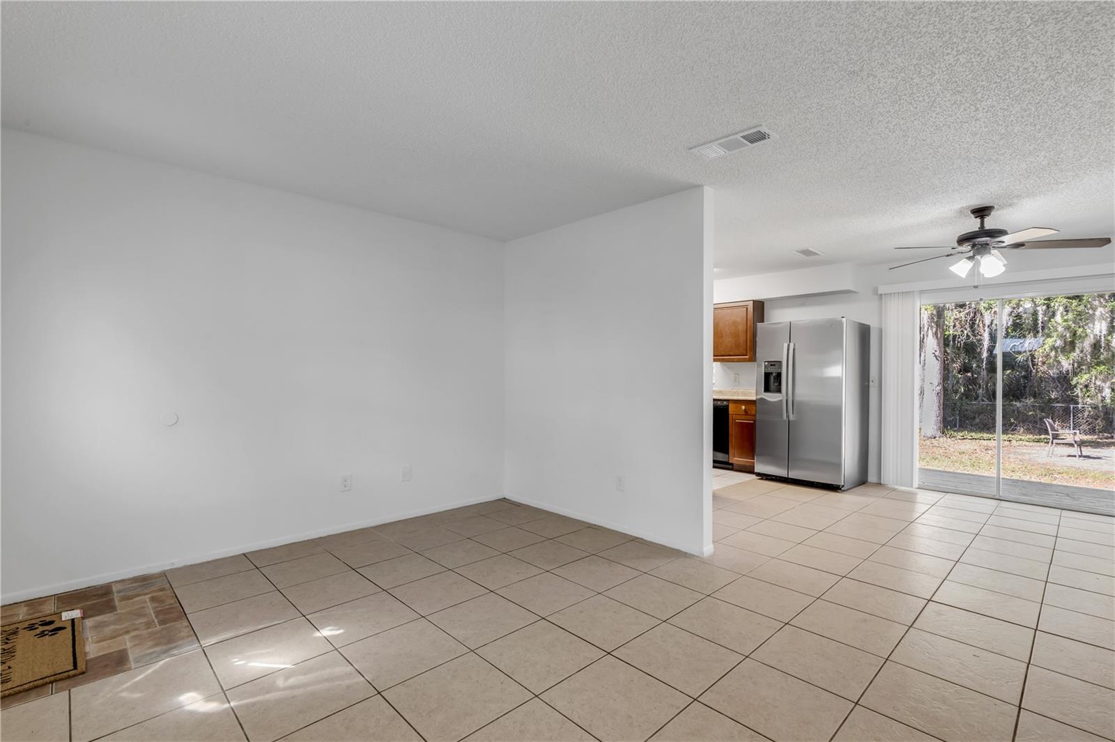 Image 9 of 39 For 420 Perdita Avenue