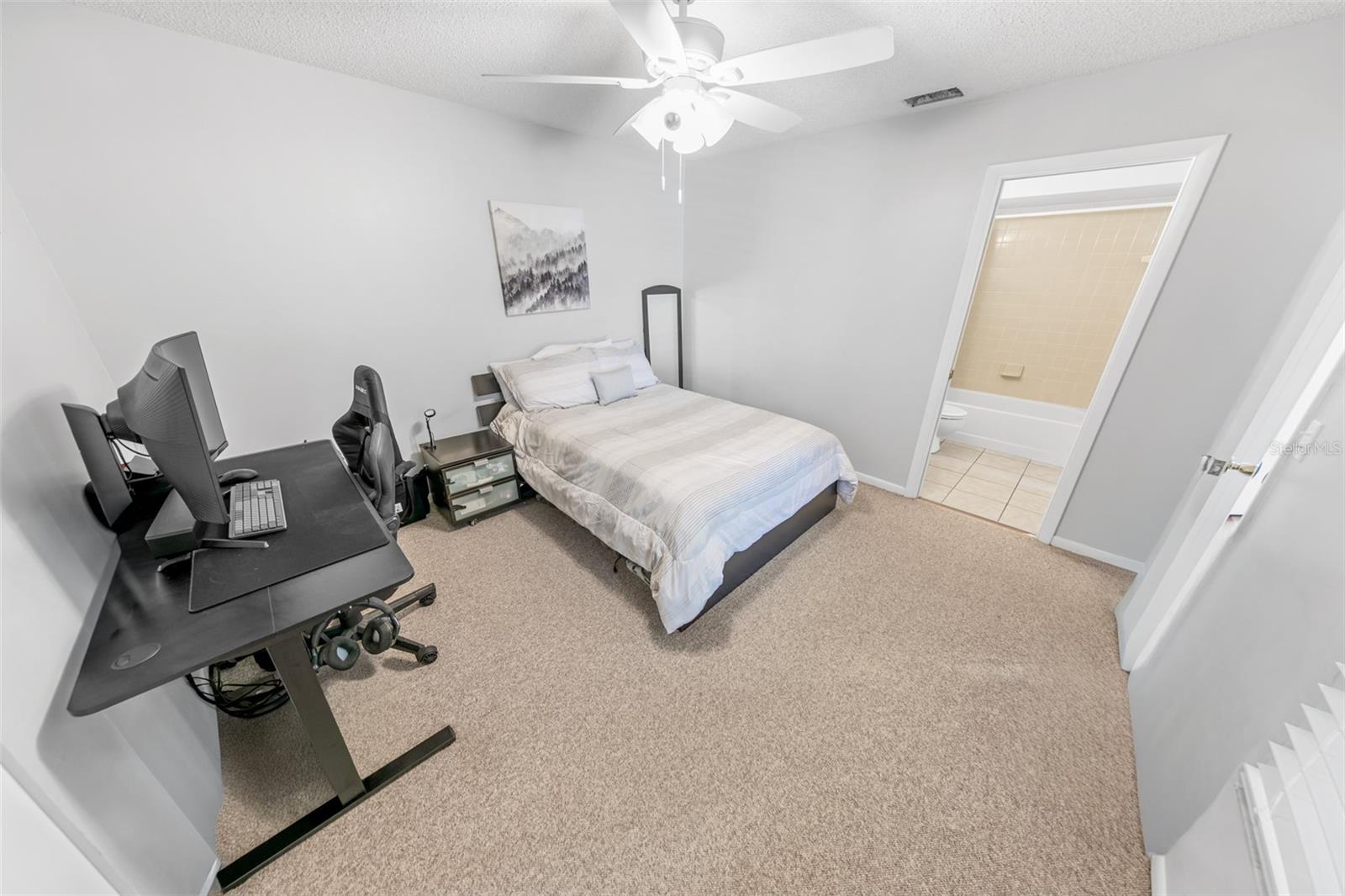 Image 20 of 27 For 4 Misners Trail