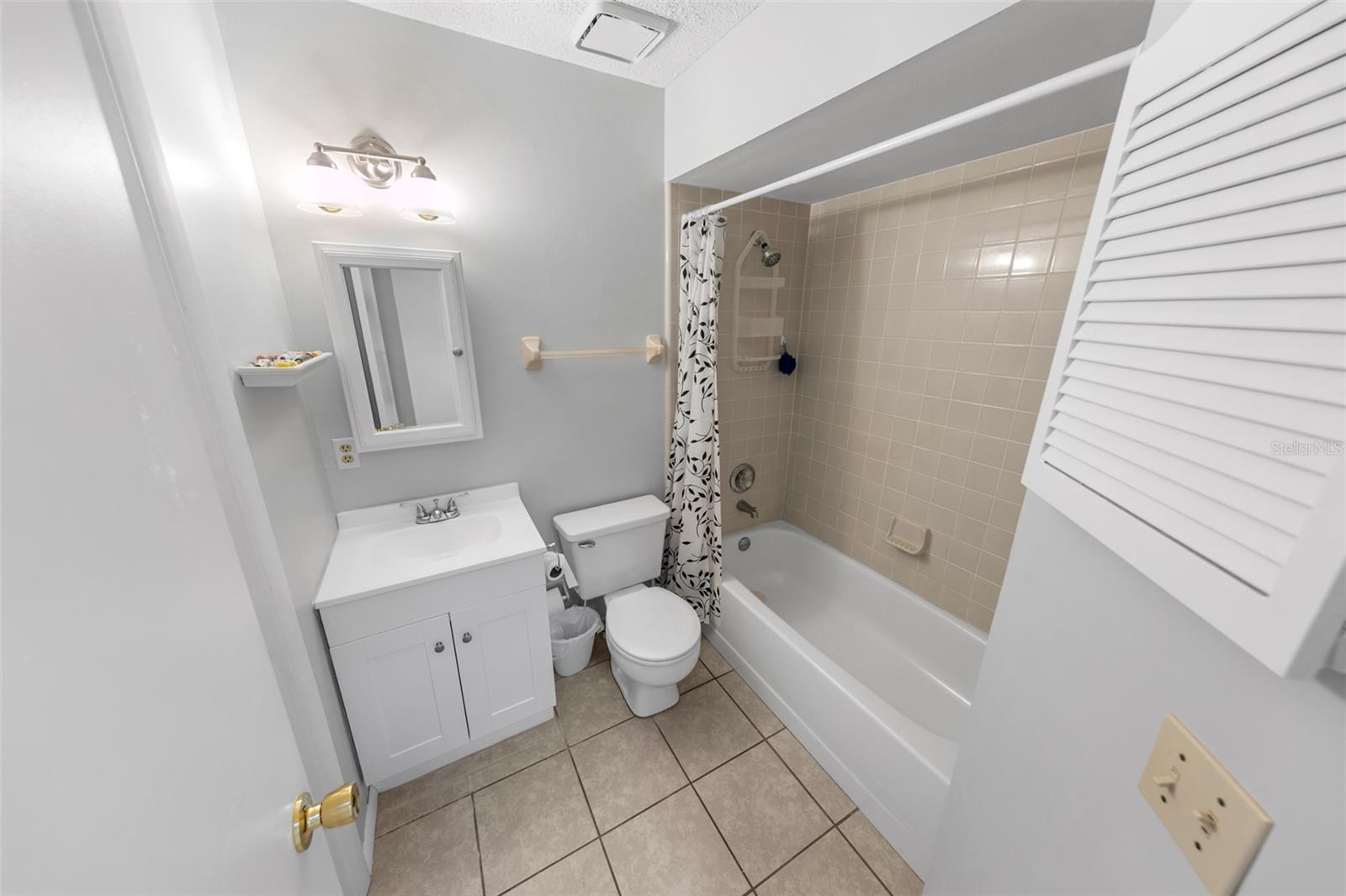 Image 21 of 27 For 4 Misners Trail