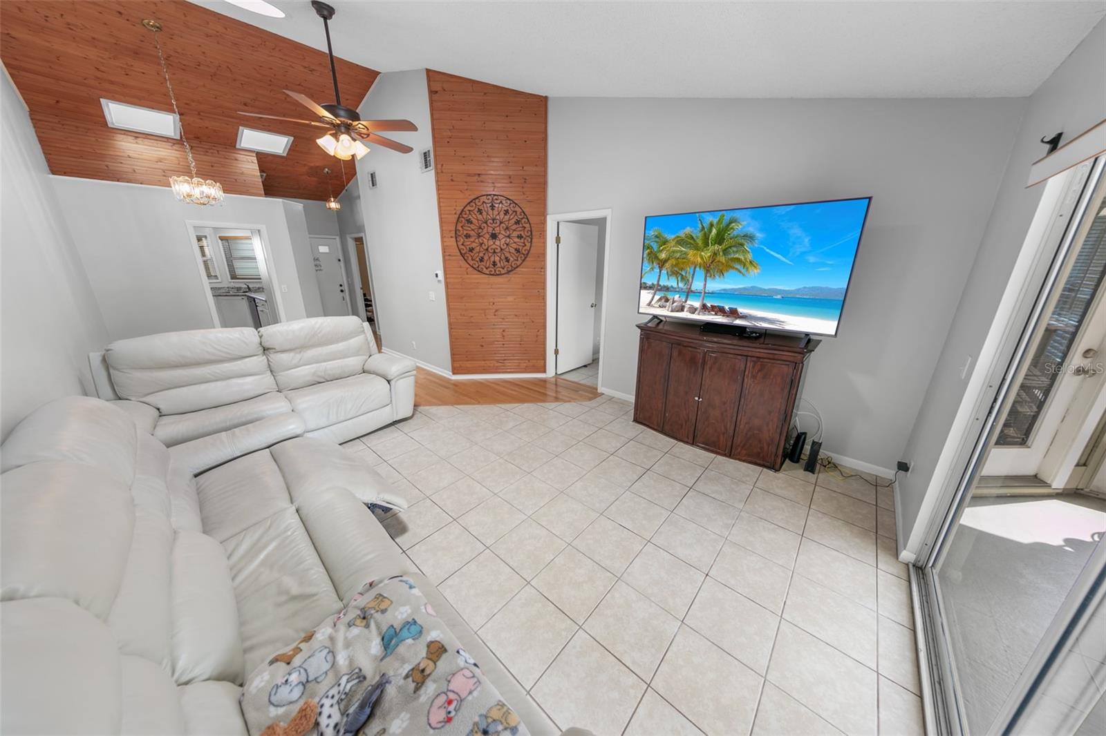 Image 3 of 27 For 4 Misners Trail