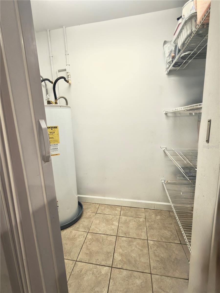 Image 14 of 21 For 9989 Leahy Road