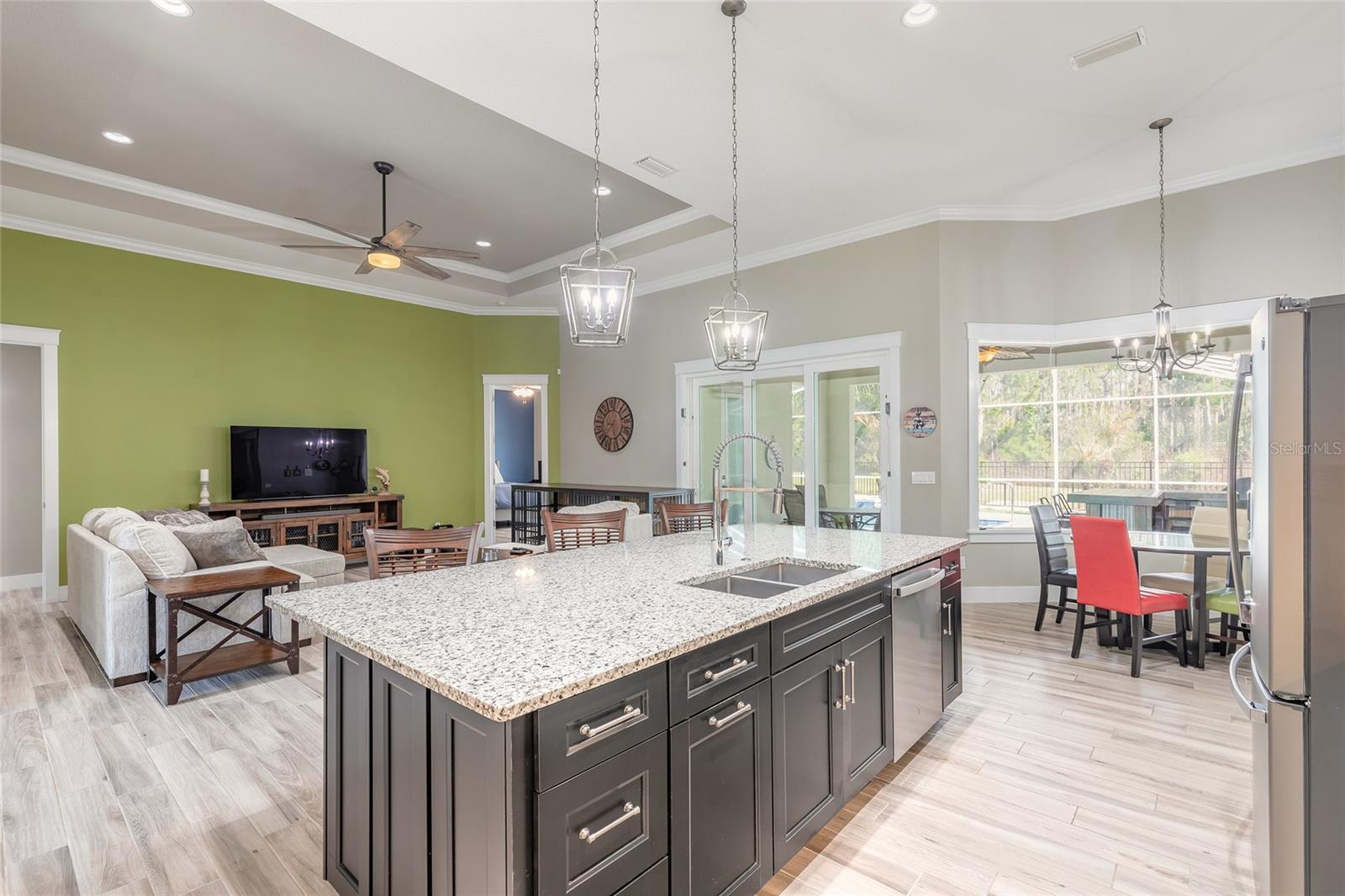 Image 11 of 65 For 3207 Medici Boulevard